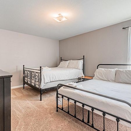 Luxury 5Br Dallas Retreat With Business Amenities - Perfect For Business Travelers, Families & Groups Bagian luar foto