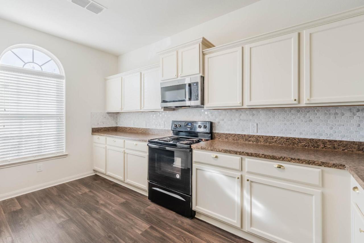Luxury 5Br Dallas Retreat With Business Amenities - Perfect For Business Travelers, Families & Groups Bagian luar foto