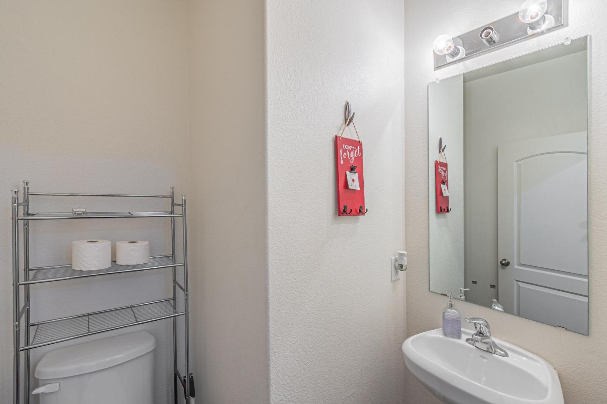 Luxury 5Br Dallas Retreat With Business Amenities - Perfect For Business Travelers, Families & Groups Bagian luar foto