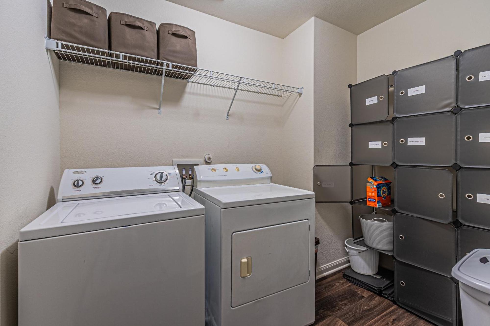 Luxury 5Br Dallas Retreat With Business Amenities - Perfect For Business Travelers, Families & Groups Bagian luar foto